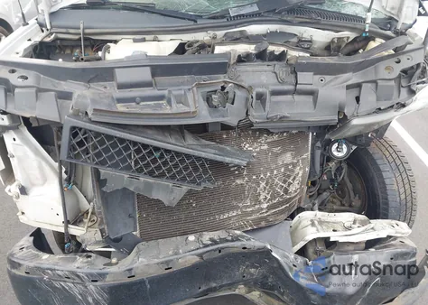 2018 Chevrolet Express G2500 из США, поврежденный, VIN 1GCWGAFP8J1264403